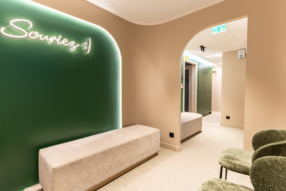 Cabinet dentaire à Saint-Mandé recrute Assistante Dentaire (H/F)