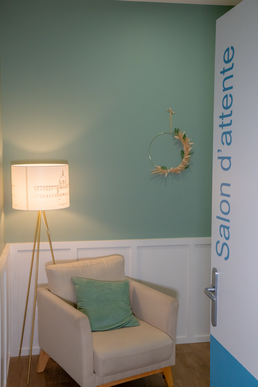 Recherche Assistant(e) dentaire pour 4 mains à Champagne-au-Mont-d'Or H/F