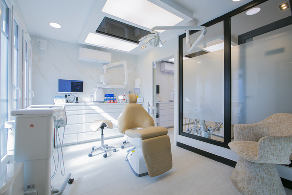 Cabinet de groupe libéral Poissy - Poste dentiste associé minoritaire à reprendre H/F