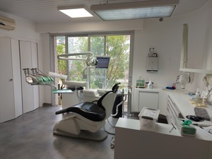 Vends cabinet Challans (85300)