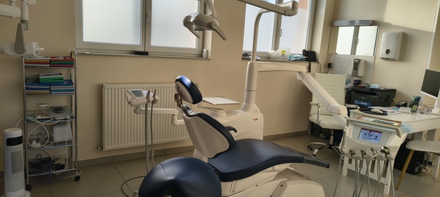 cède cabinet dentaire près de Vichy Allier