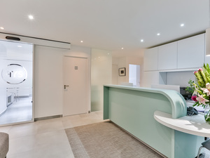 Cabinet orienté parodontologie et dentisterie esthétique recherche à compléter son équipe H/F