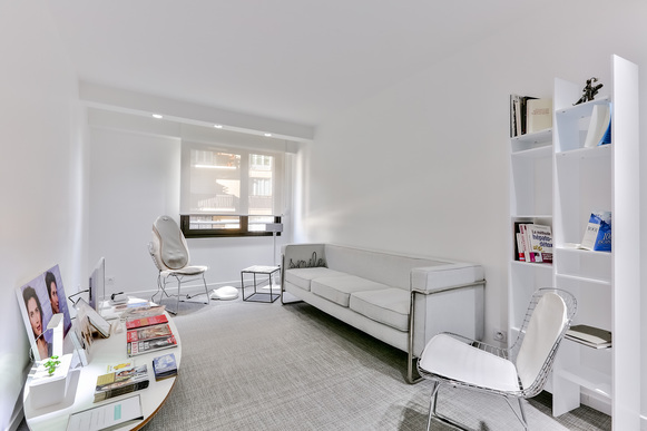 Cabinet orienté parodontologie et dentisterie esthétique recherche à compléter son équipe H/F