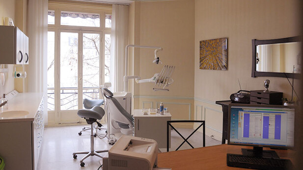 Recherche assistante dentaire qualifiée ou en formation H/F