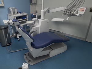 Fauteuil dentaire Belmont EURUS S1 Très bon état