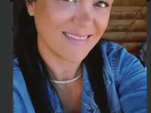 ADQ Expérience de 8 ans en recherche d'opportunités 