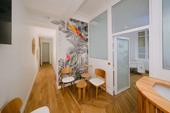 A louer – Bureaux médicaux & dentaires de standing – Paris 16e (Étoile / Victor Hugo)