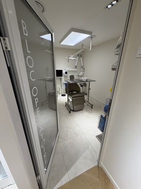 POSTE ASSISTANTE DENTAIRE  H/F