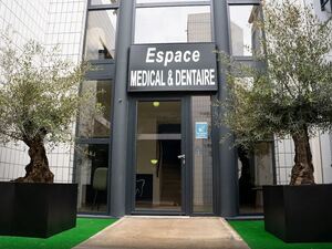 Recherche Assistante Dentaire Qualifiée ou Contrat Pro à partir du 01/09/2026 H/F