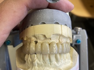 FREELANCE POLYVALENT