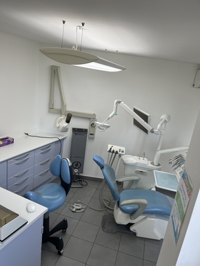 VENTE PARTS CABINET DENTAIRE VAR