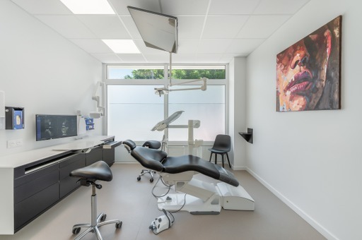 Recherche chirurgien dentiste H/F