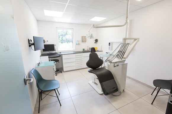 assistante dentaire en contrat pro H/F