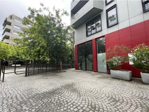 Centre dentaire a Louer - Ivry sur seine 94