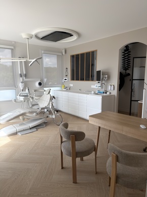 ASSISTANTE DENTAIRE PRESLES - L'ISLE ADAM H/F