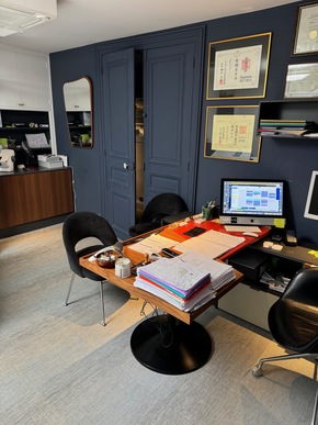 cabinet standing Paris 7eme