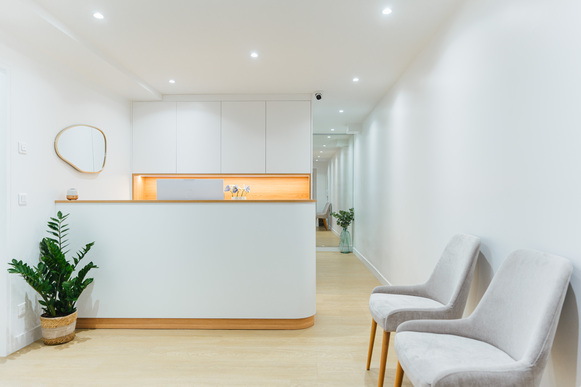 Recherche chirugien-dentiste h/f sur Antony