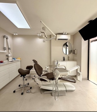 RECHERCHE CHIRURGIEN DENTISTE – ÉVREUX (27) H/F