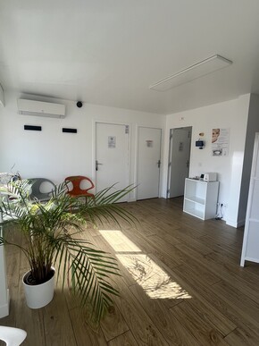 cherche praticien ou praticienne sur hyeres 83 H/F