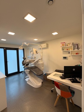 CESSION CABINET DENTAIRE — MONTFERMEIL (93)