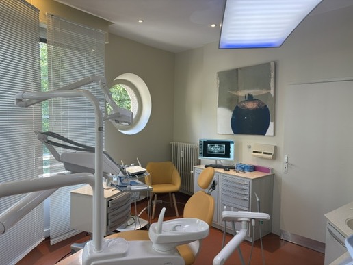Vends cause départ retraite en Janv 2027 cabinet dentaire 