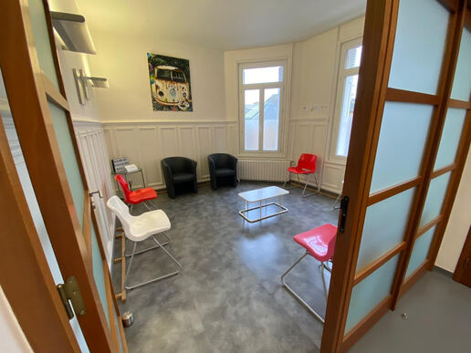 🦷 sydel · Fécamp (76) – cabinet d'orthodontie, murs + fonds · Réf. 7602