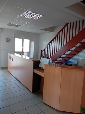 🦷 sydel · Naveil (41) – murs + fonds, 2 fauteuils · Réf. 4101