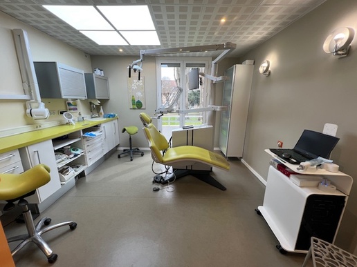 🦷 sydel · Evreux (27) – murs + fonds, cabinet 4 fauteuils · Réf. 2701