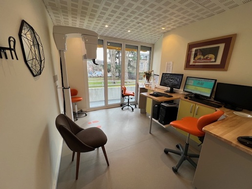 🦷 sydel · Evreux (27) – murs + fonds, cabinet 4 fauteuils · Réf. 2701