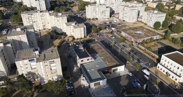 🦷 4 SALLES DENTAIRES À LOUER - Centre médical neuf, centre commercial, logement sur site. Dammarie les lys 77190