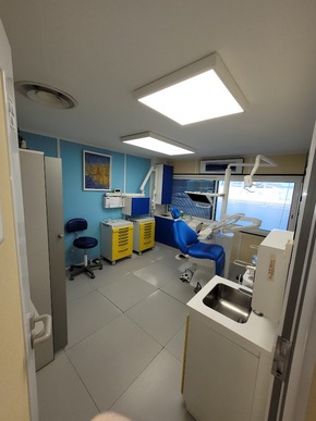 🦷 sydel · Puget-sur-Argens (83) – murs + fonds, implantologie & orthodontie · Réf. 8301