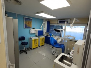 🦷 sydel · Puget-sur-Argens (83) – murs + fonds, implantologie & orthodontie · Réf. 8301