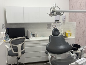🦷 Recherche Assistant(e) Dentaire Qualifié(e) H/F
