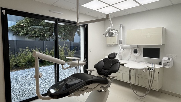 Chirurgien-dentiste – Activité orientée en parodontie – Carvin (62) 20min de Lille H/F