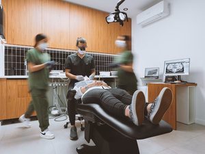 RECHERCHE CHIRURGIEN DENTISTE (H/F) COLLABORATION LIBERALE POSTE EXISTANT