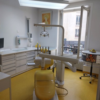Paris, Montmartre, cabinet 2 conventionements