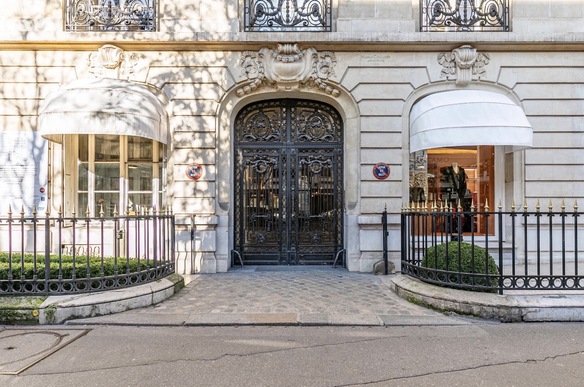 VENTE CABINET DENTAIRE AVENUE MONTAIGNE 8E 