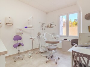Dentiste H/F Omni Thèsé(e) Marseille