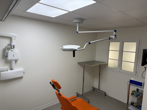 Caen centre cession cabinet dentaire cle en main