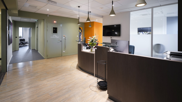 NOUS CHERCHONS NOTRE FUTUR(E) ASSISTANT(E) DENTAIRE H/F