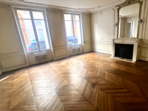 A vendre Paris 7e - Vaneau / Bellechasse Rez-de-chaussée 100 m2 
