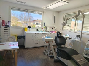 Ass dentaire qualifié(e) remplacement  H/F