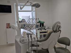🦷 Location 2 cabinets dentaires équipés — Nemours (77140) H/F