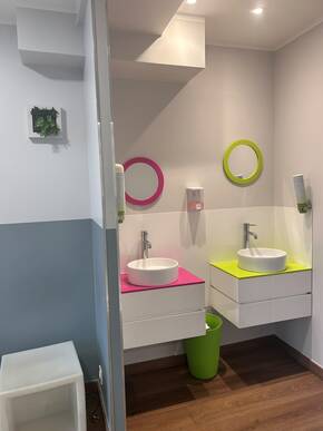 🦷 sydel · Bastia (20) – murs + fonds, cabinet d'orthodontie 5 fauteuils · Réf. 2001