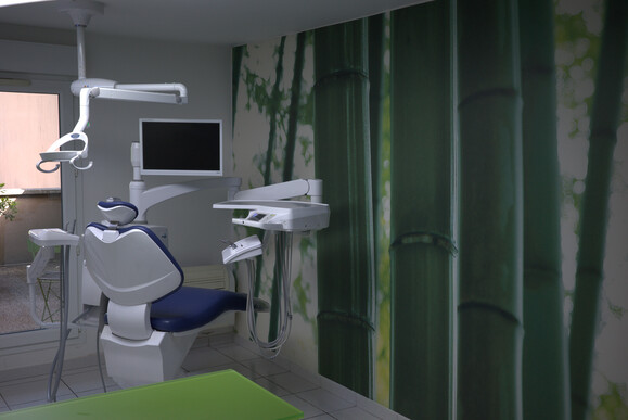 🦷 sydel · Brunoy (91) – murs + fonds, 2 fauteuils · zone sous-dotée · Réf. 9102