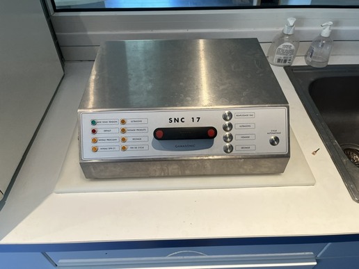 Equipement dentaire à Vendre suite à départ Retraite