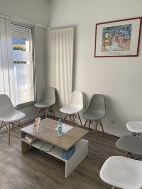 Opportunité rare : location d’un cabinet dentaire clé en main incluant les murs et l’ensemble du matériel professionnel.