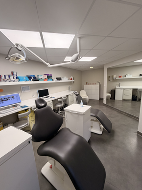🦷 sydel · Montpellier (34) – orthodontie, murs + fonds · Réf. 3401