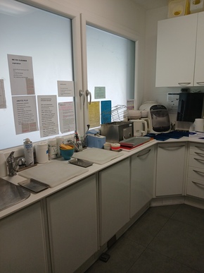 Var cherche collaborateur en vue vente cabinet dentaire récent 