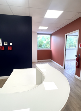 Plateau ERP 160 m² entièrement rénové - Immeuble médical